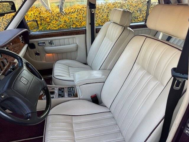 Bentley-brooklands-lwb-1996-black-18