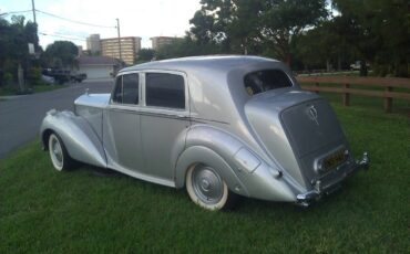 Bentley-mkvi-1951-silver-1