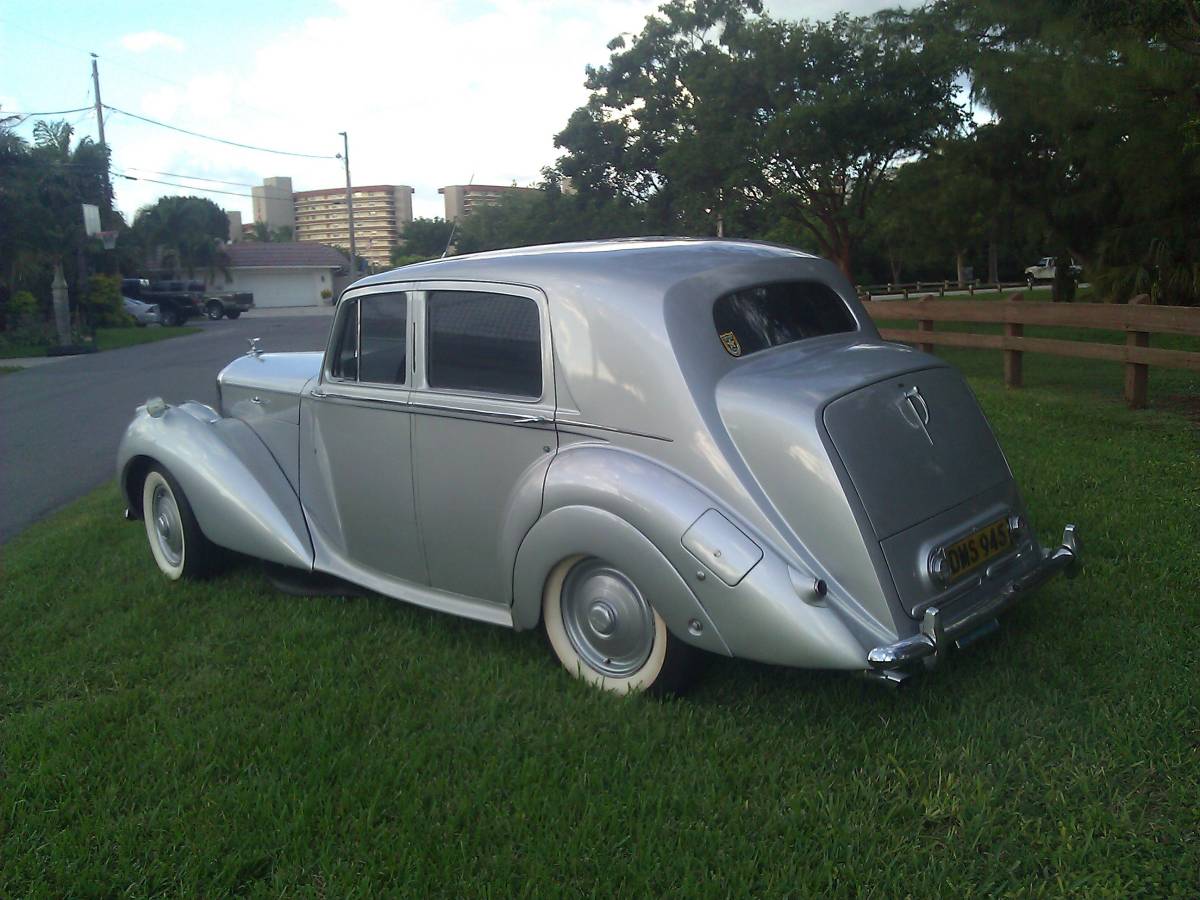 Bentley-mkvi-1951-silver-1