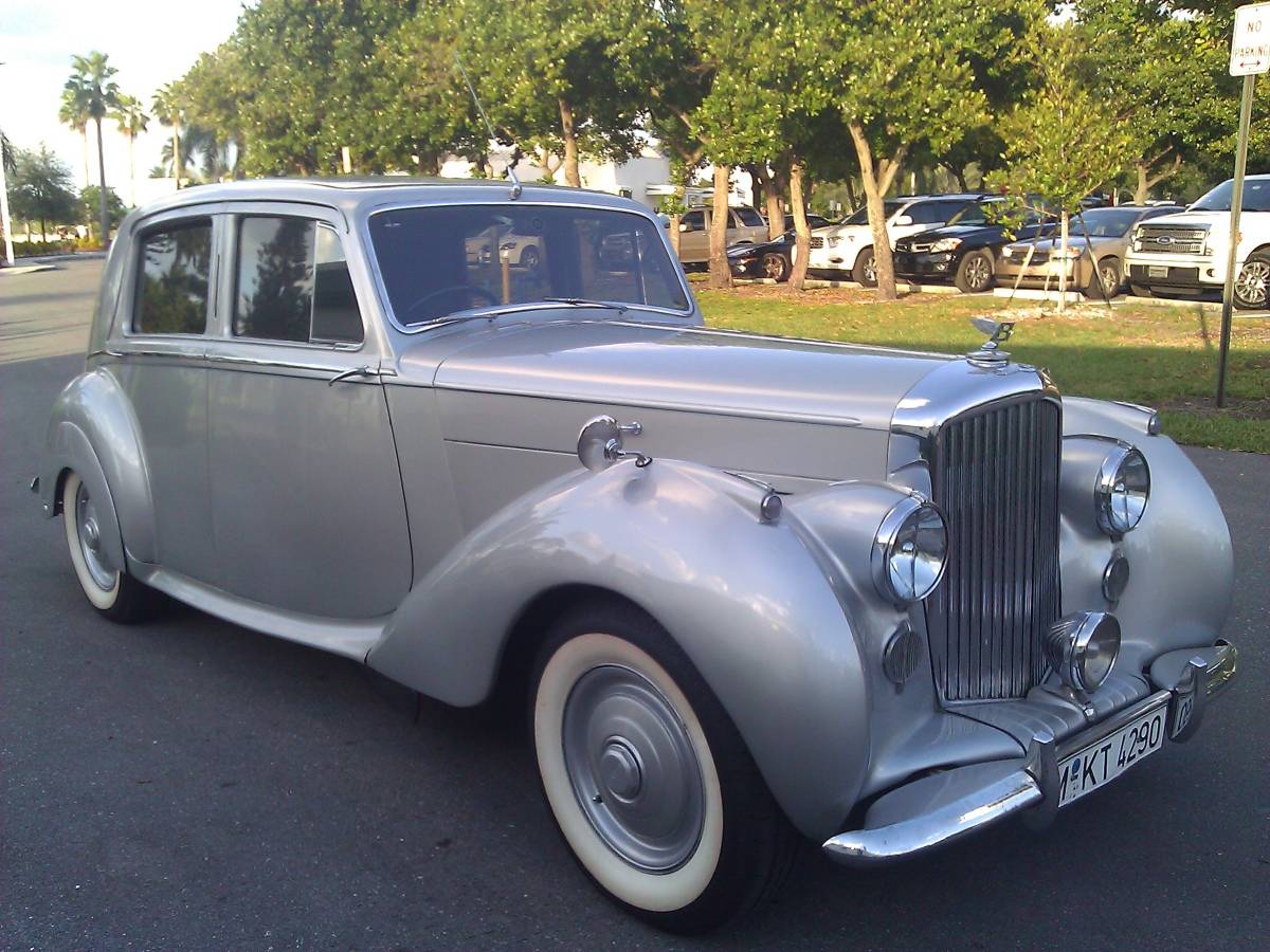 Bentley-mkvi-1951-silver-3