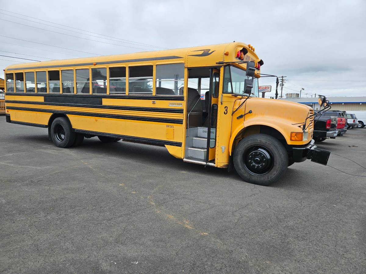 Bluebird-bus-diesel-1993-4
