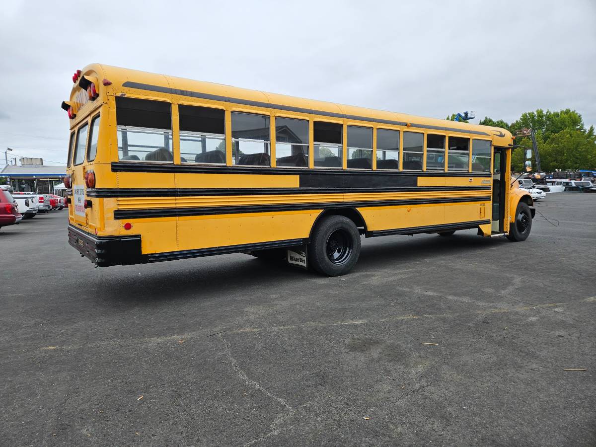 Bluebird-bus-diesel-1993-6