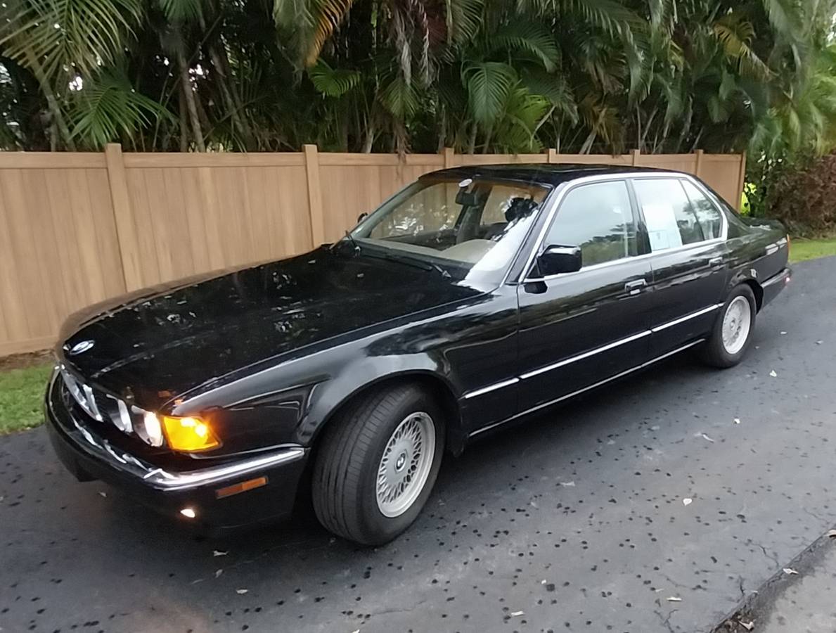 Bmw-1993-black-1