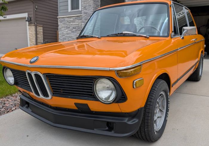 Bmw-2002-1976-Orange-Black-Vinyl-24