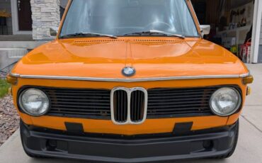 Bmw-2002-1976-Orange-Black-Vinyl