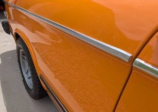 Bmw-2002-1976-Orange-Black-Vinyl-7