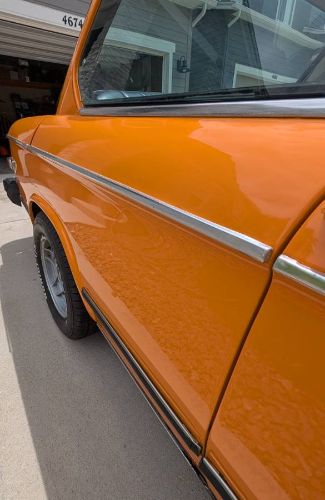 Bmw-2002-1976-Orange-Black-Vinyl-7