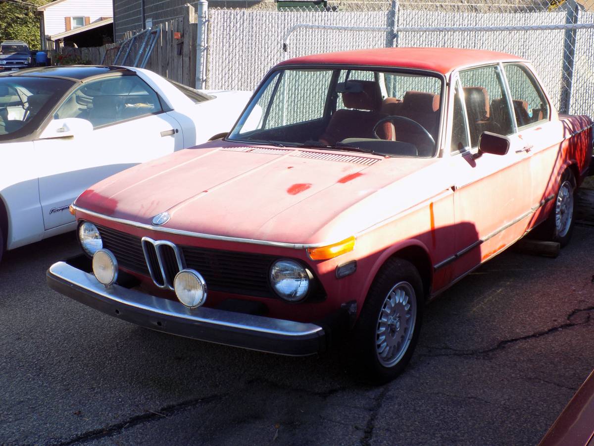 Bmw-2002-1976-red-8