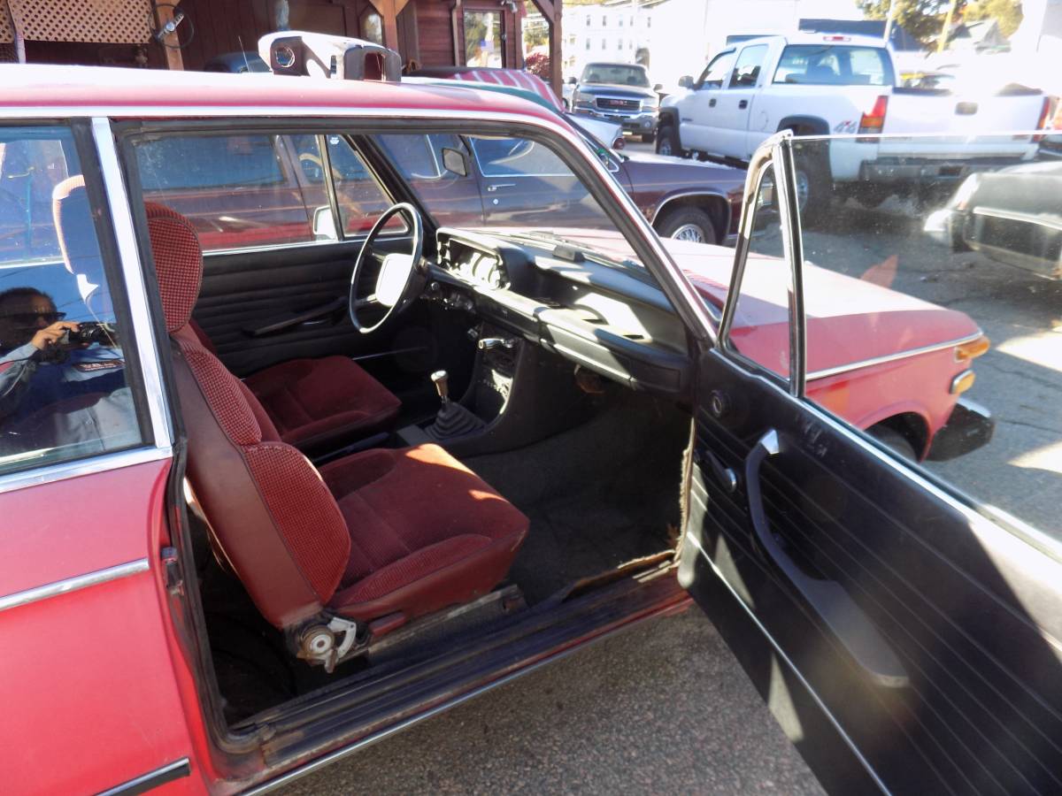 Bmw-2002-1976-red-9