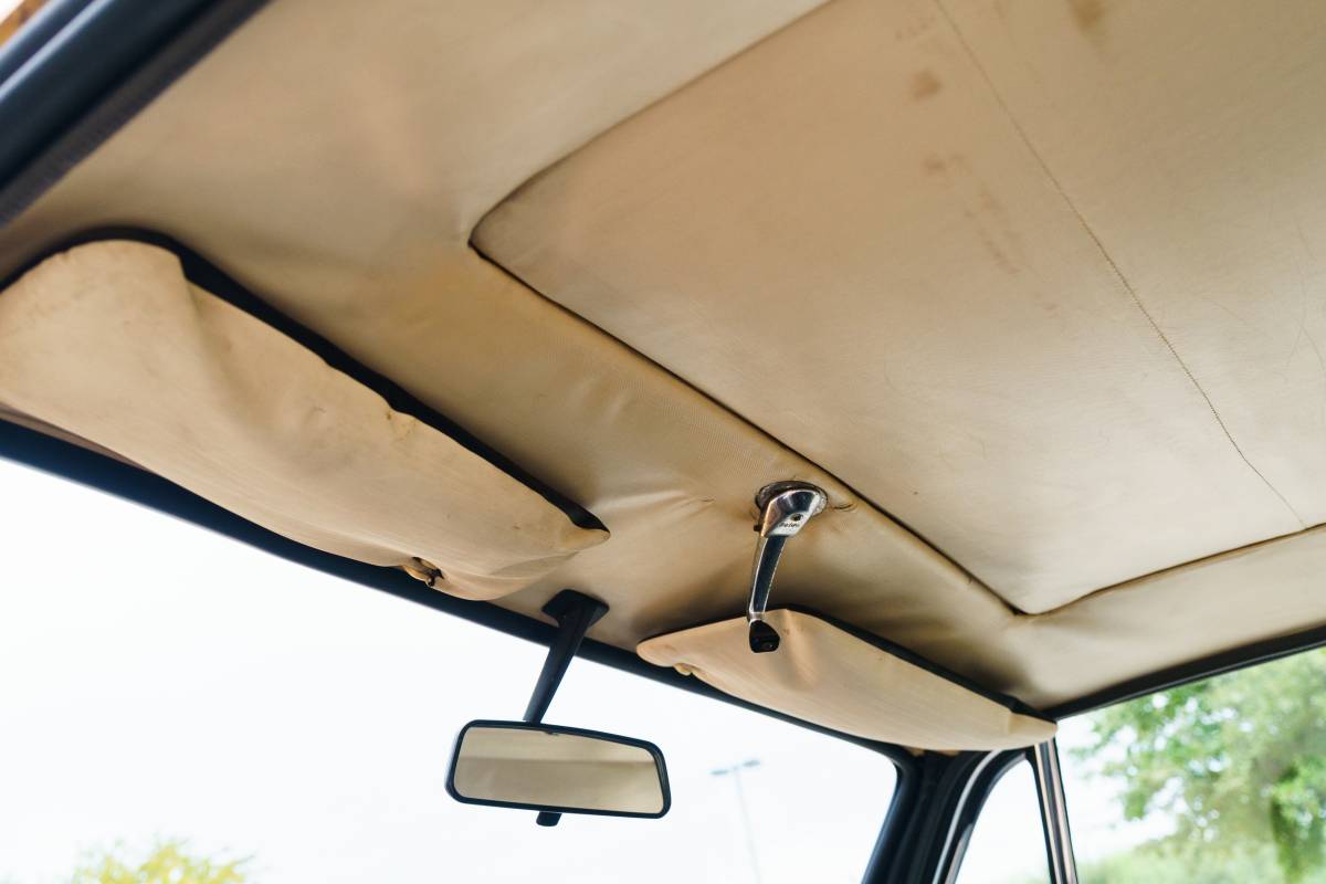 Bmw-2002-electric-1974-orange-1