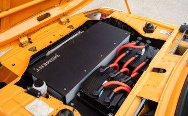 Bmw-2002-electric-1974-orange-2