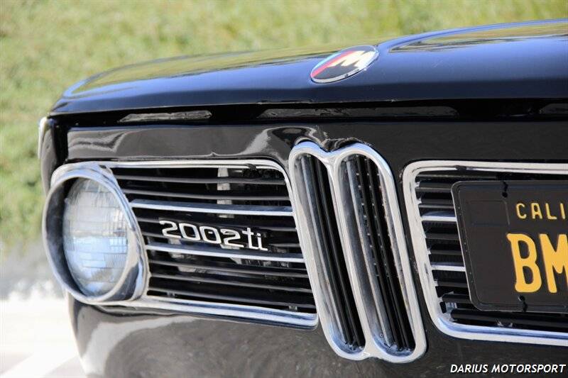 Bmw-2002-wide-body-1970-black-18