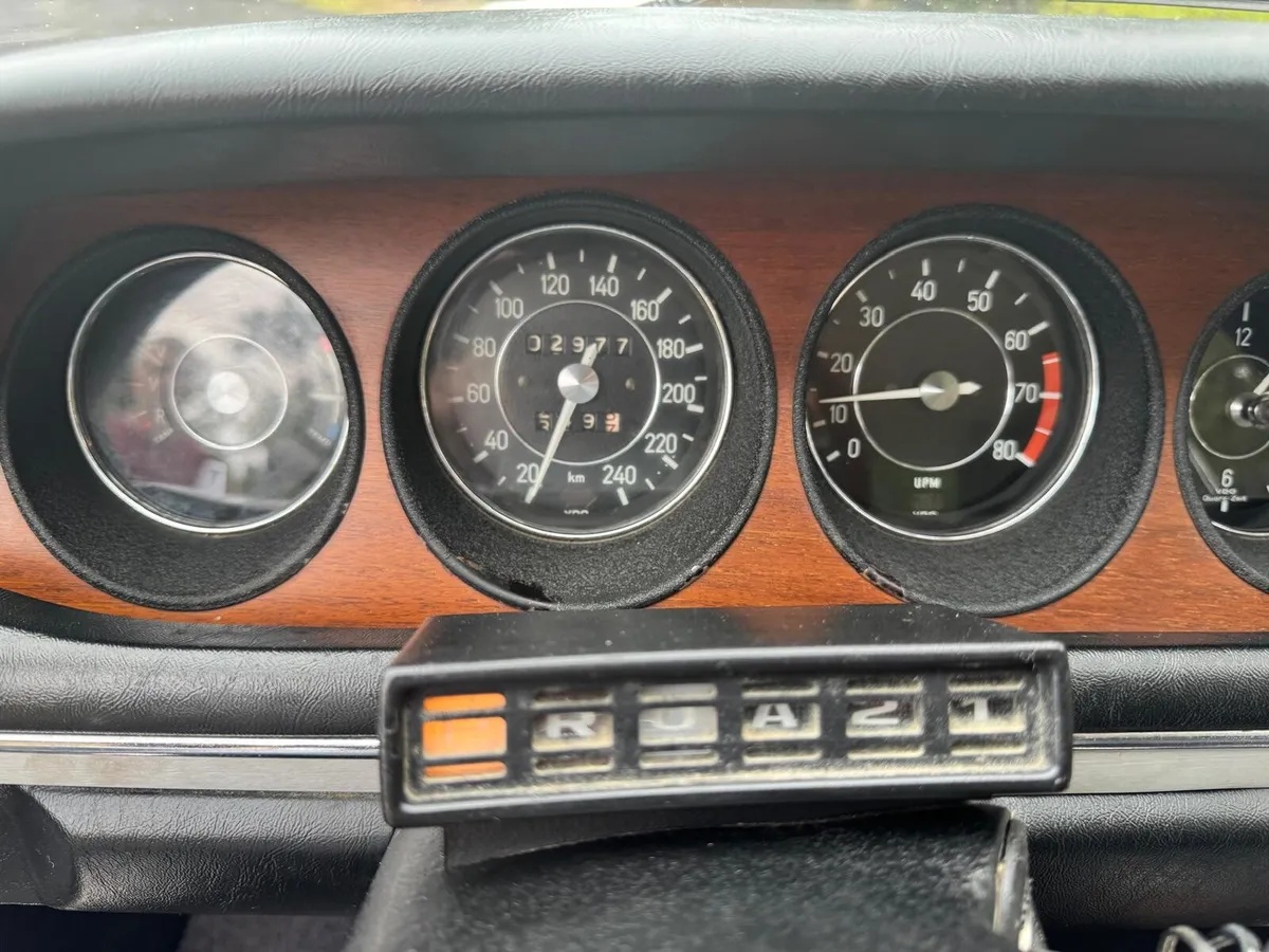 Bmw-3.0cs-1971-Polaris-Metallic-Blue-Leather-10