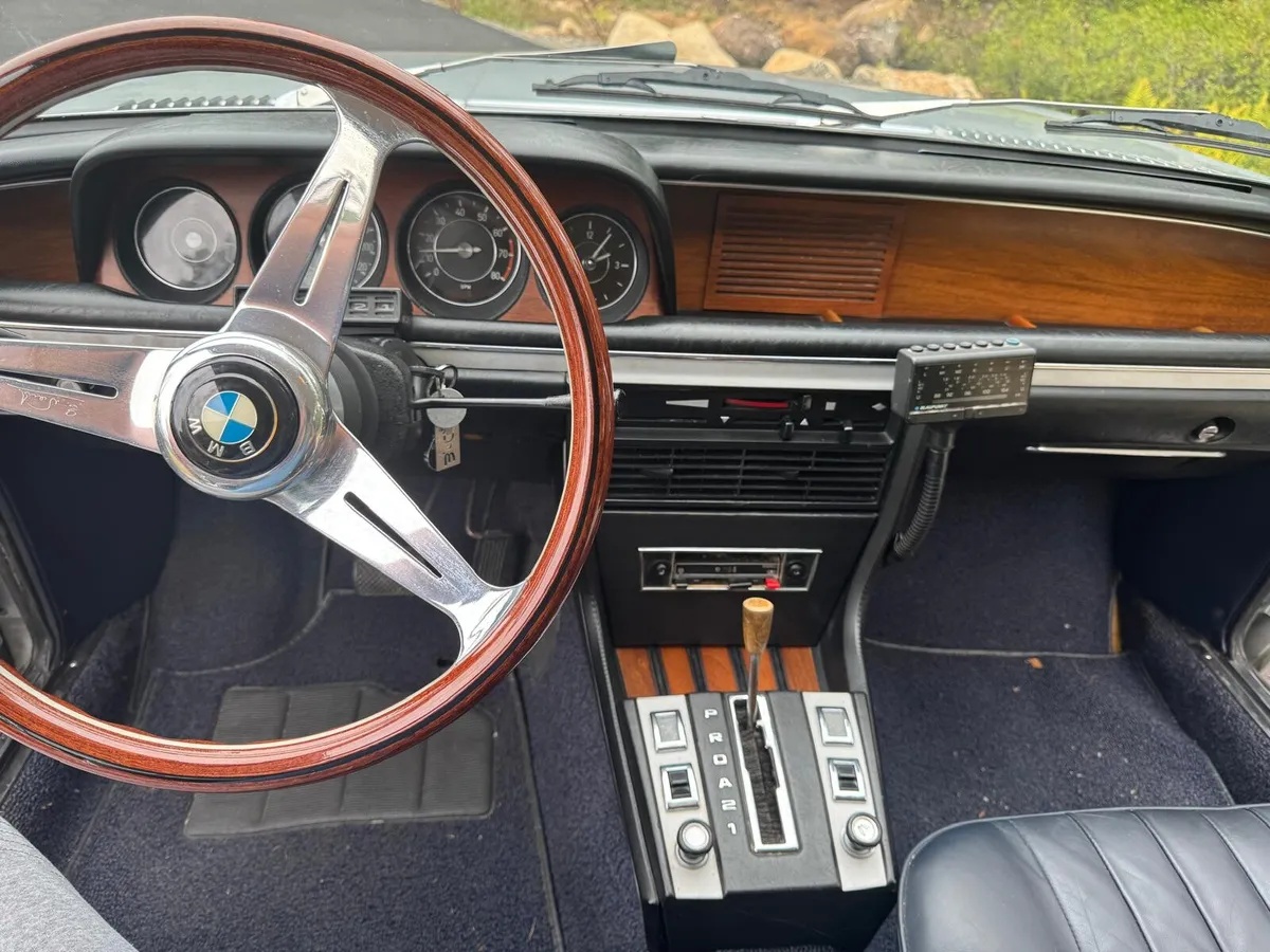 Bmw-3.0cs-1971-Polaris-Metallic-Blue-Leather-13