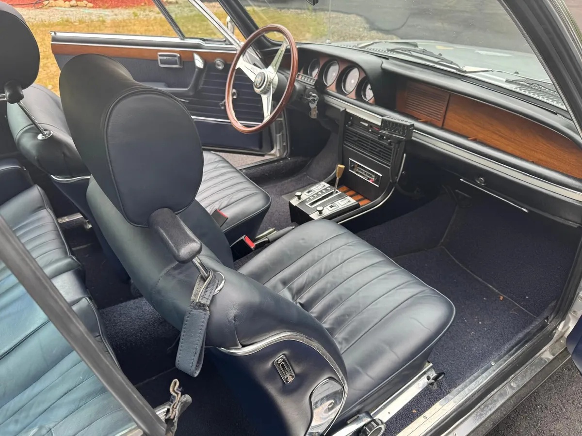 Bmw-3.0cs-1971-Polaris-Metallic-Blue-Leather-15