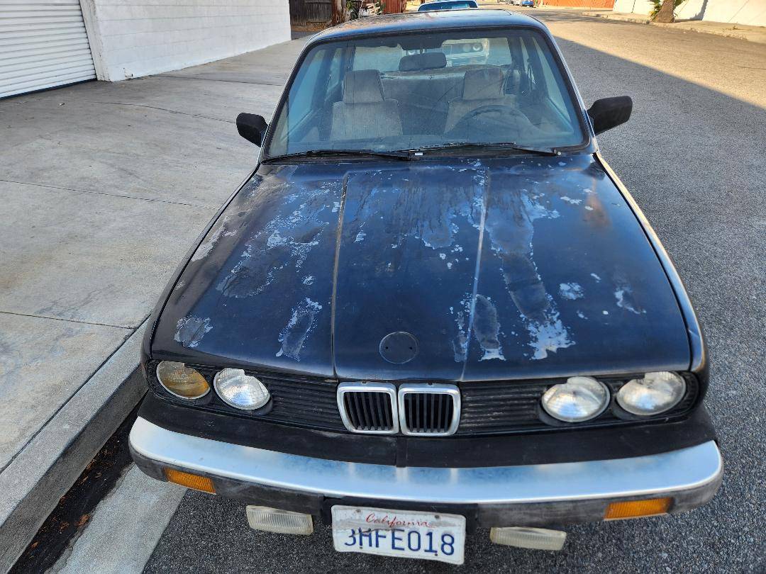 Bmw-318i-1984-black-2