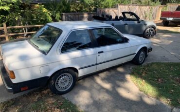 Bmw-318i-1984-white-4