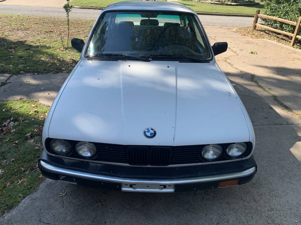 Bmw-318i-1984-white-9