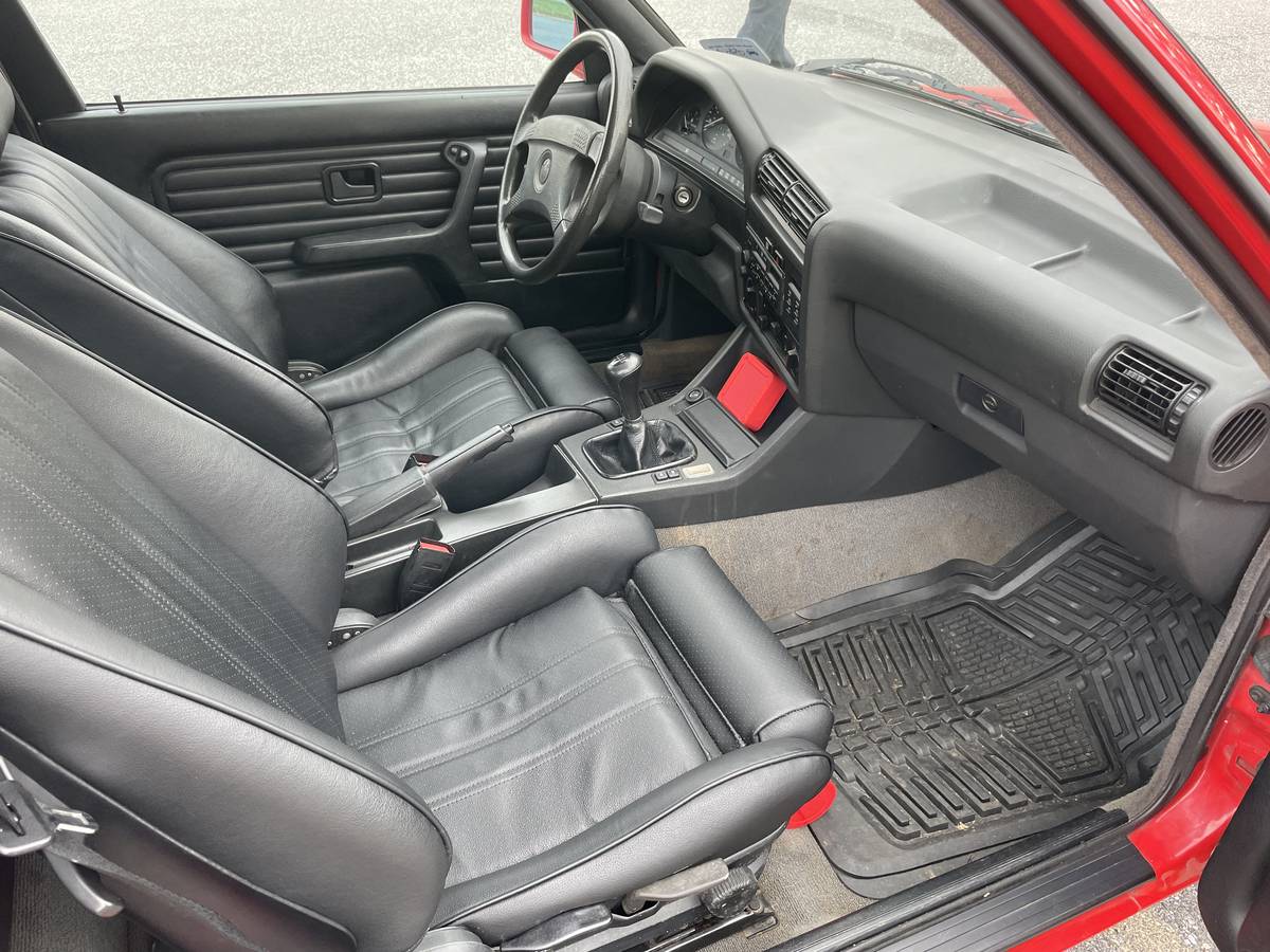 Bmw-318is-1991-red-10