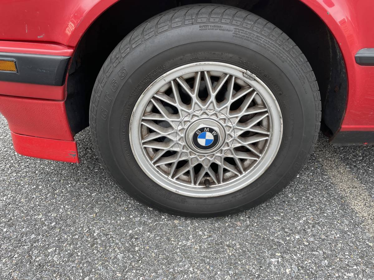 Bmw-318is-1991-red-11