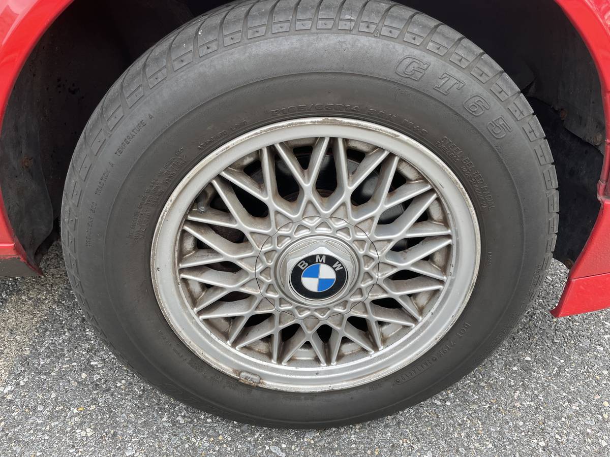 Bmw-318is-1991-red-12