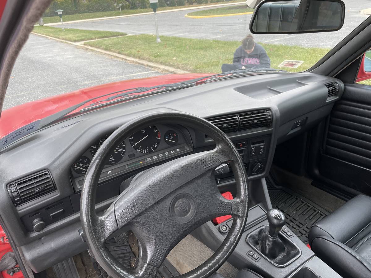 Bmw-318is-1991-red-18