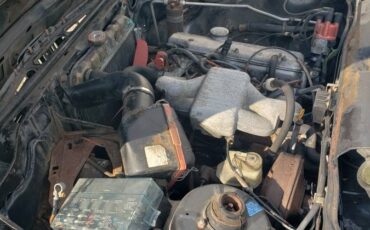 Bmw-320i-1983-black-5