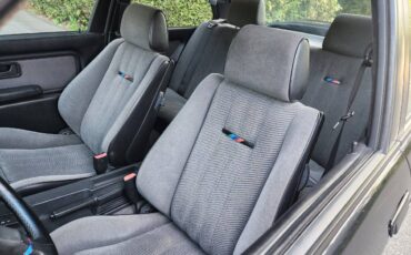 Bmw-320i-1988-black-14