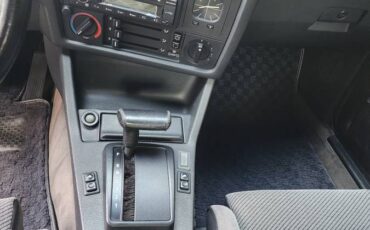 Bmw-320i-1988-black-8