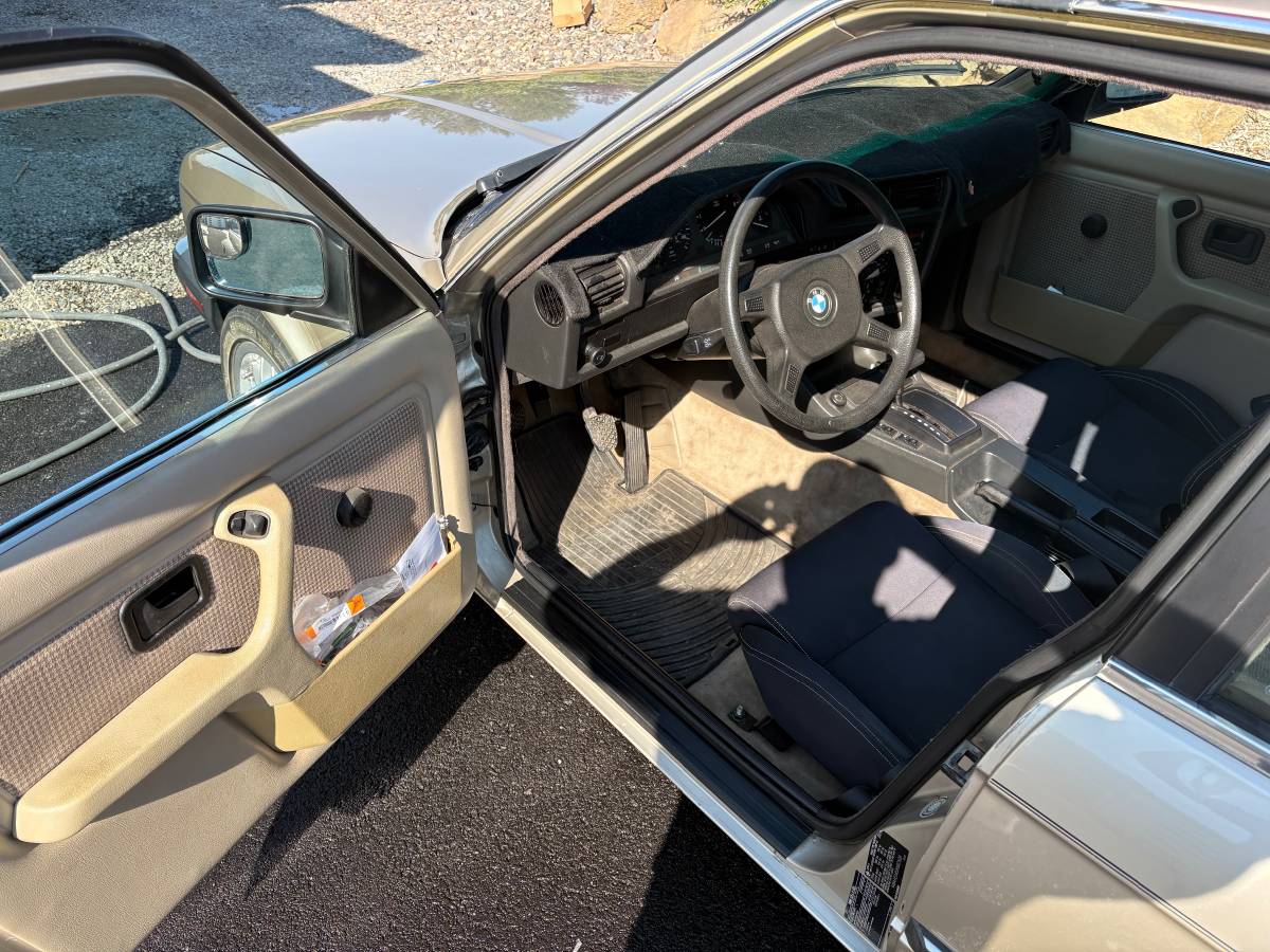 Bmw-325-1987-14