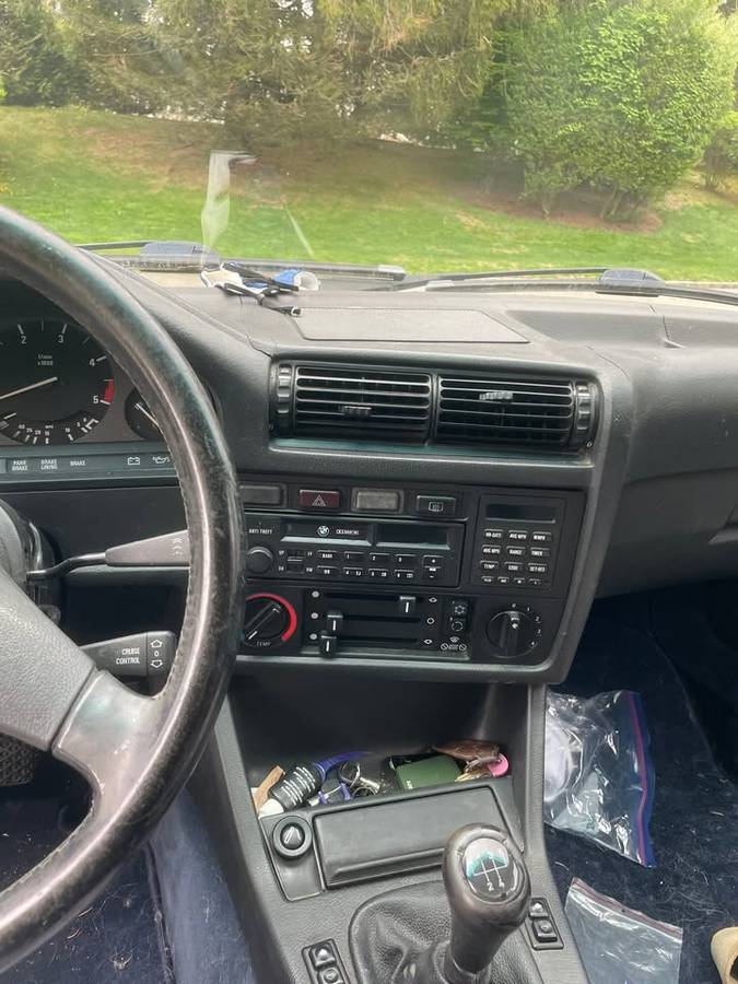 Bmw-325325e-1985-grey-10