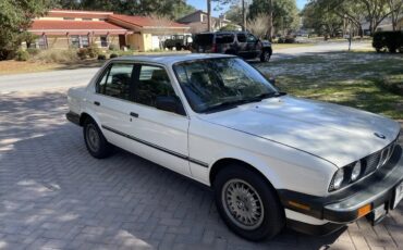Bmw-325i-1987-White-Blue-Grey-And-Black-1