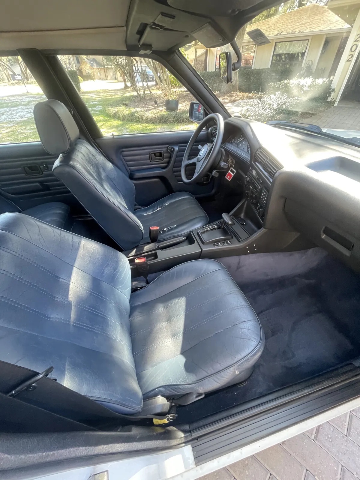 Bmw-325i-1987-White-Blue-Grey-And-Black-18
