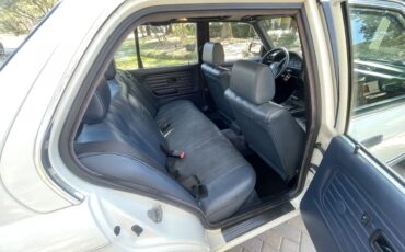 Bmw-325i-1987-White-Blue-Grey-And-Black-6