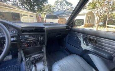 Bmw-325i-1987-White-Blue-Grey-And-Black-9