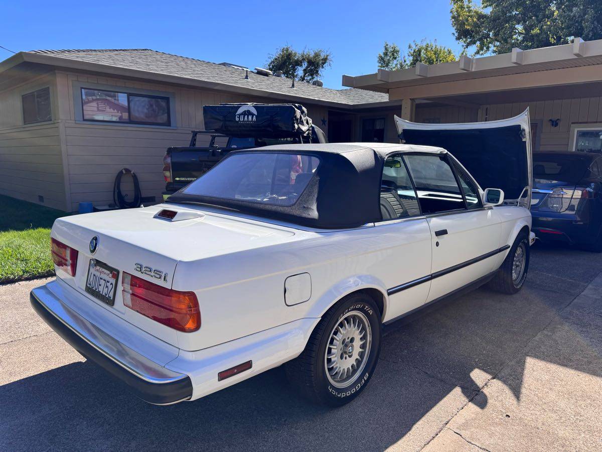 Bmw-325i-1987-white-6