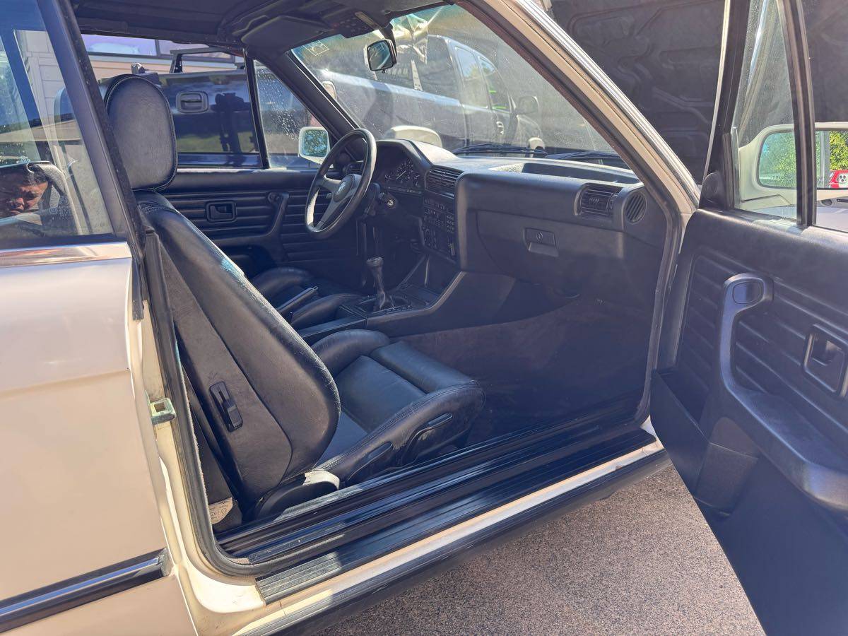 Bmw-325i-1987-white-8