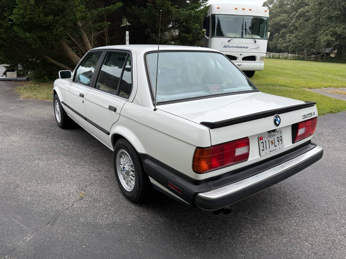 Bmw-325i-1988-1