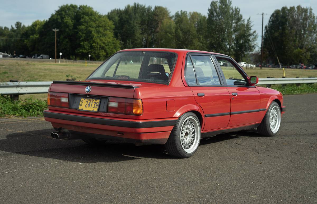Bmw-325i-1989-11