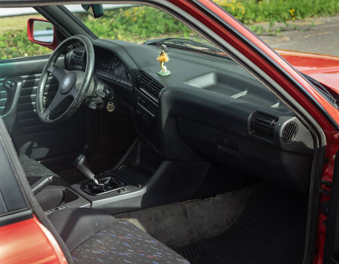 Bmw-325i-1989-18