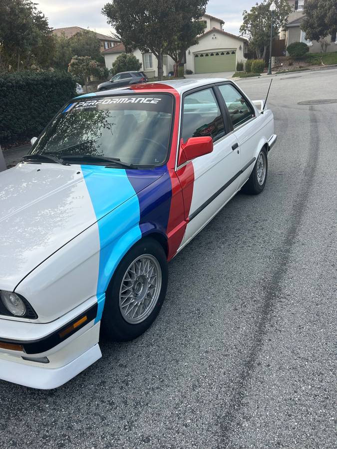 Bmw-325i-1989-white-10