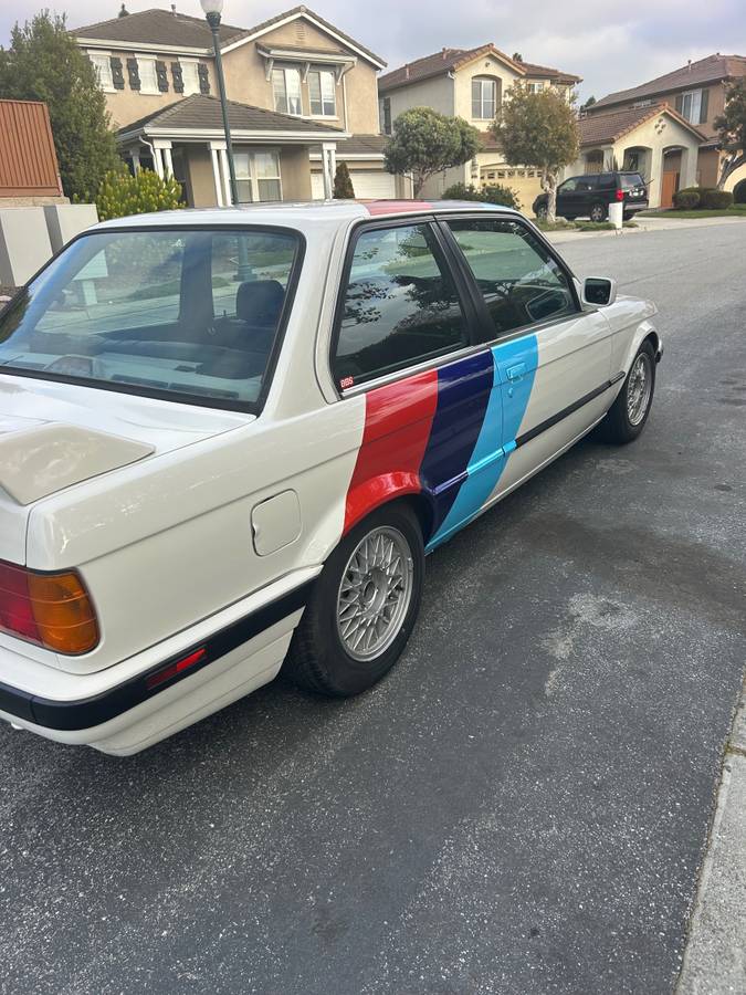 Bmw-325i-1989-white-7