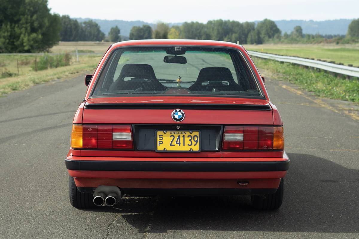 Bmw-325i-1989