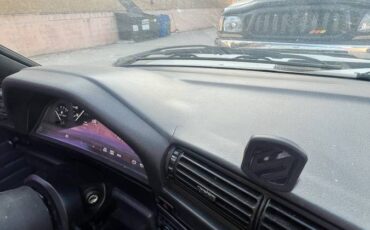 Bmw-325i-5-speed-manual-1991-white-3