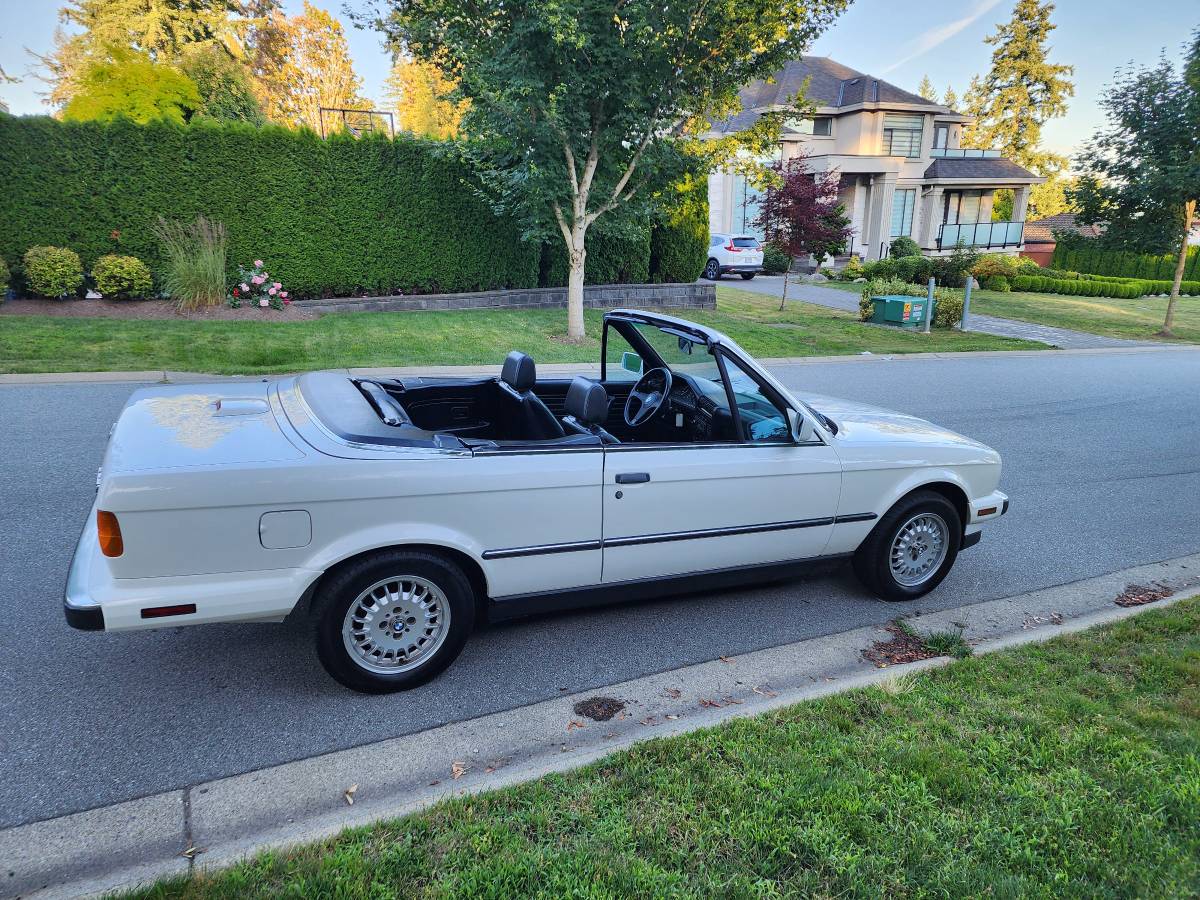 Bmw-325i-convertible-1989-white-12