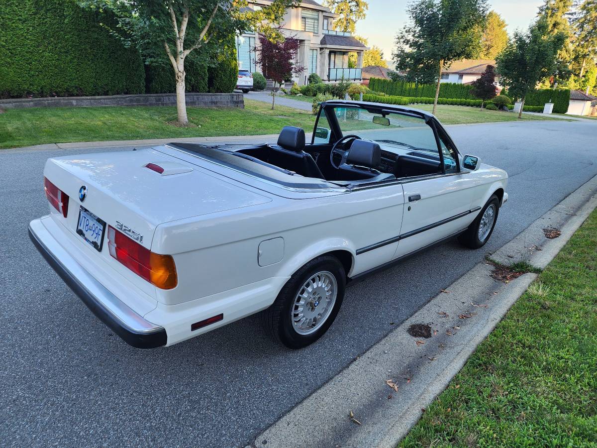 Bmw-325i-convertible-1989-white-13
