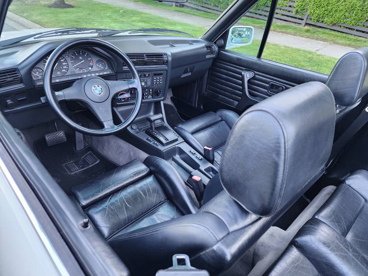 Bmw-325i-convertible-1989-white-18
