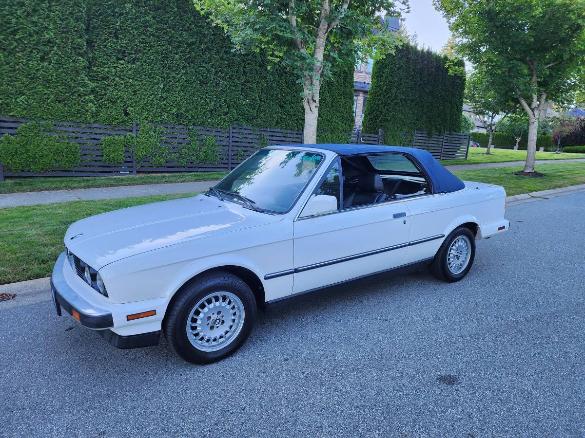 Bmw-325i-convertible-1989-white
