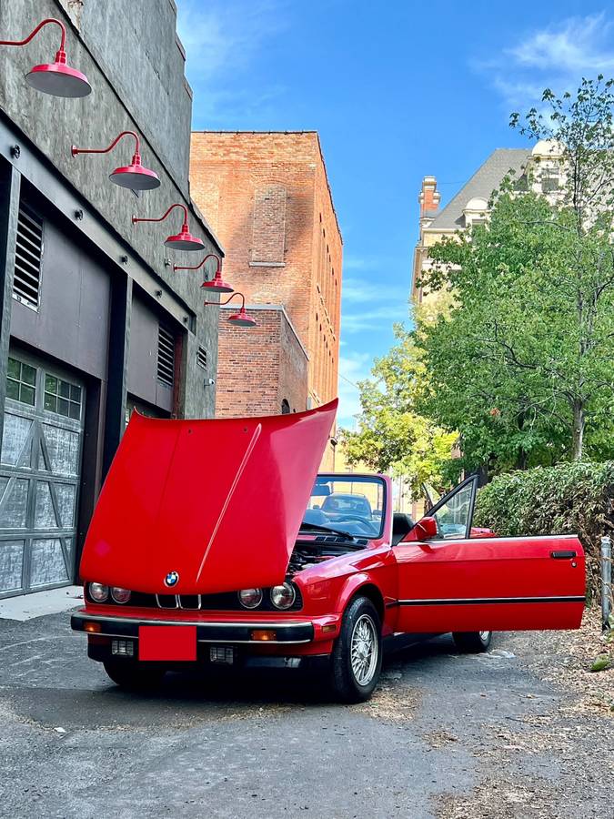 Bmw-325i-convertible-1991-11