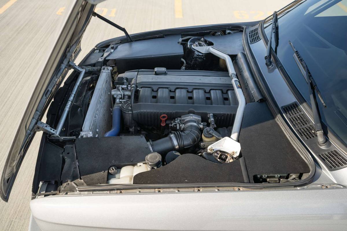 Bmw-325i325is-1989-grey-13